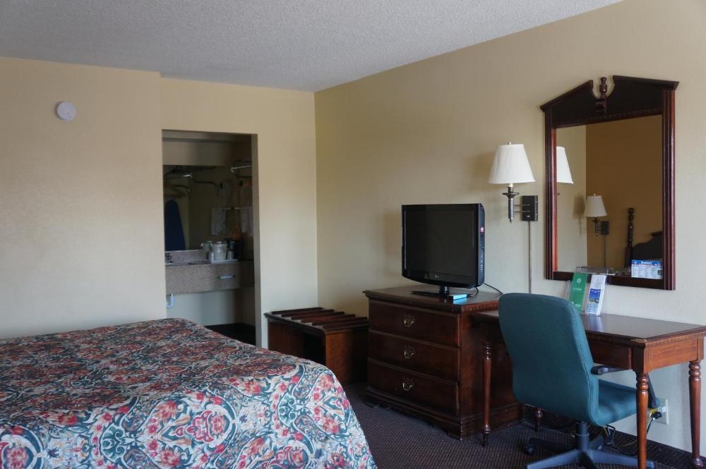 Room image 5